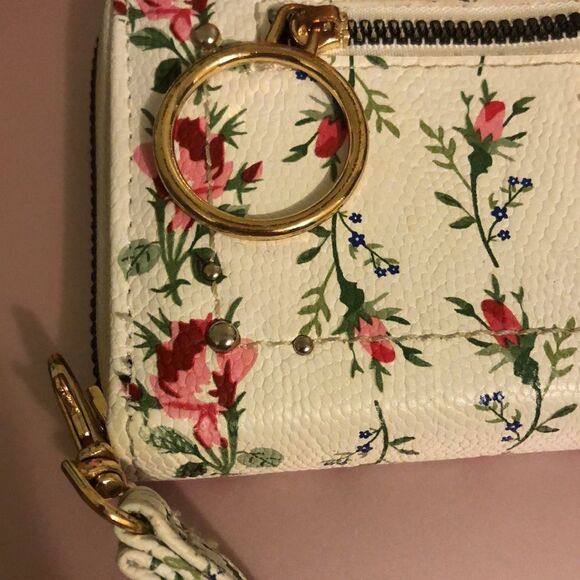Xoxo zipper wristlet wallet floral - Picture 3 of 9